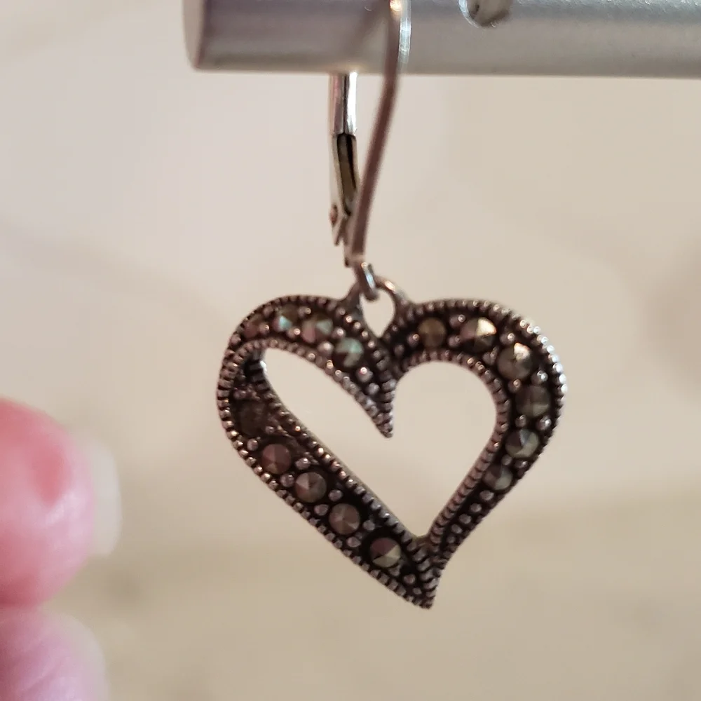 Heart dangle sterling/ marcasite earrings - Picture 3 of 4